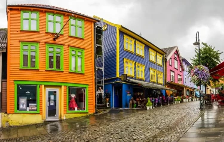 【星空公主號、早鳥享優惠】挪威峽灣冰川、北歐童話纜車、英倫溫莎古堡、史前巨石群11日(加贈公主套裝)-9