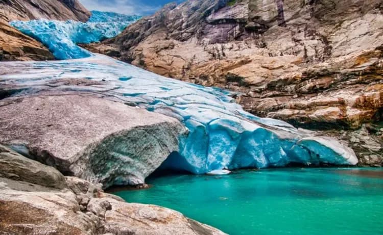 布利克斯達冰河Briksdal Glacier-挪威峽灣水陸空體驗