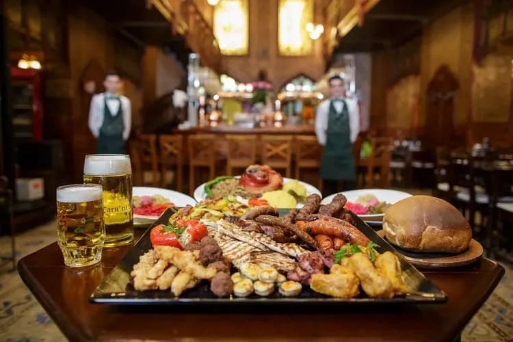 布加勒斯特-Caru cu bere-Caru cu bere