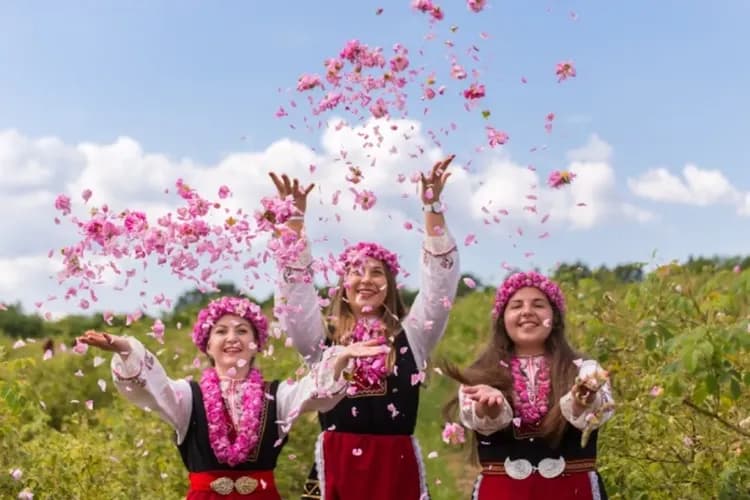 卡贊勒克-玫瑰谷-保加利亞玫瑰節