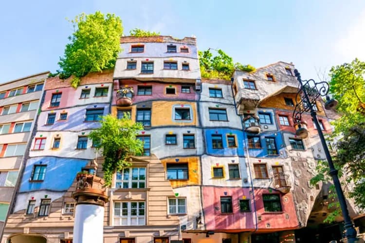 【嚴選奧地利、早鳥最高省8000】經典溫泉旅館、湖區天空步道、山水阿爾卑斯、大鐘山景觀公路13日-12