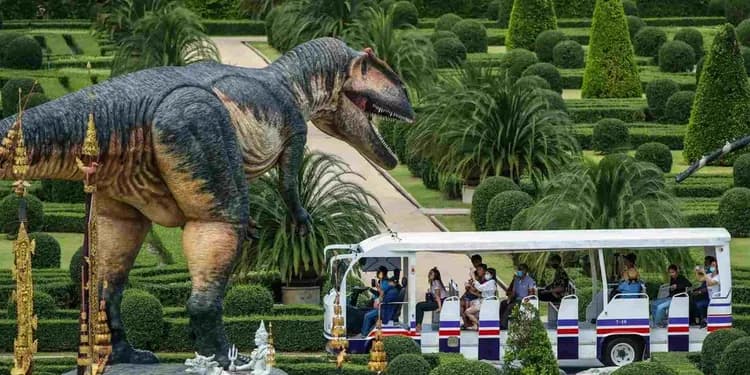 東芭樂園(遊園車、文化表演、蘭花園、恐龍天地)