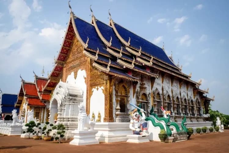 清邁藍廟-打卡清邁地標