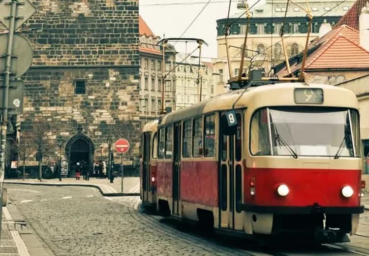 捷克景點, 布拉格景點推薦, 城堡區, 布拉格電車體驗