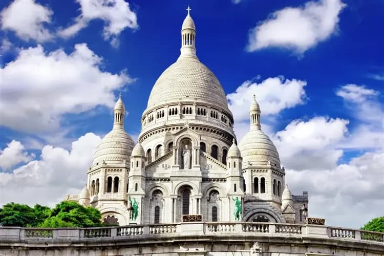 法國巴黎旅遊|長榮直飛．塞納河遊船餐．羅浮宮．雙百貨．艾菲爾鐵塔．大樓登頂．一日自由活動8日-5