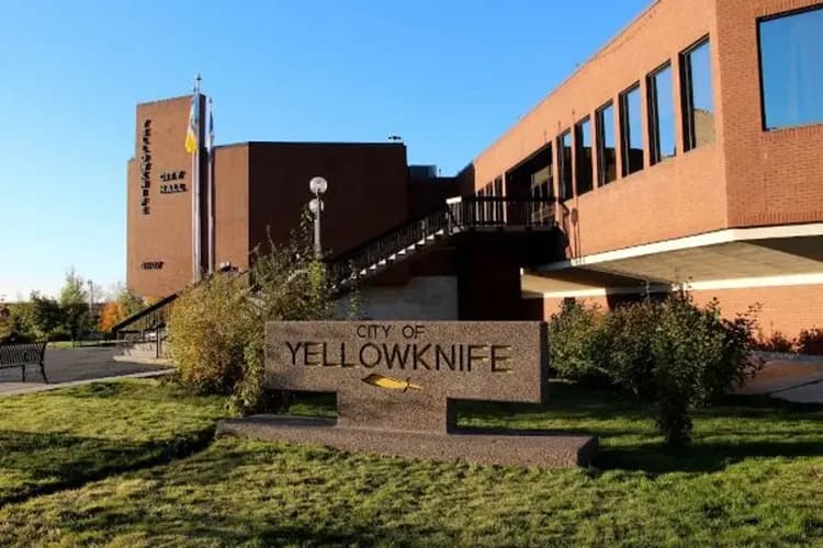 黃刀鎮遊客中心-黃刀鎮漫遊