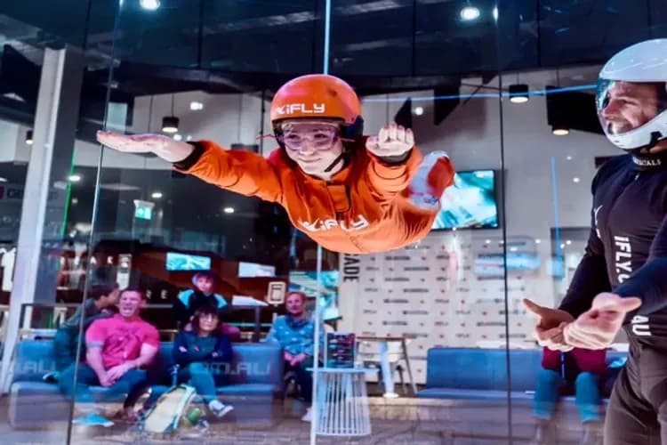 iFLY室內跳傘