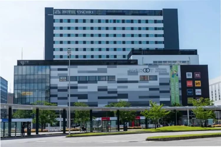 雪壁傳奇～立山黑部、合掌村兼六園、富士芝櫻纜車、淺草寺晴空塔六日-11