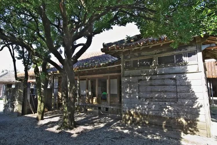 照片來源:沖繩觀光局官網-津嘉山造酒廠