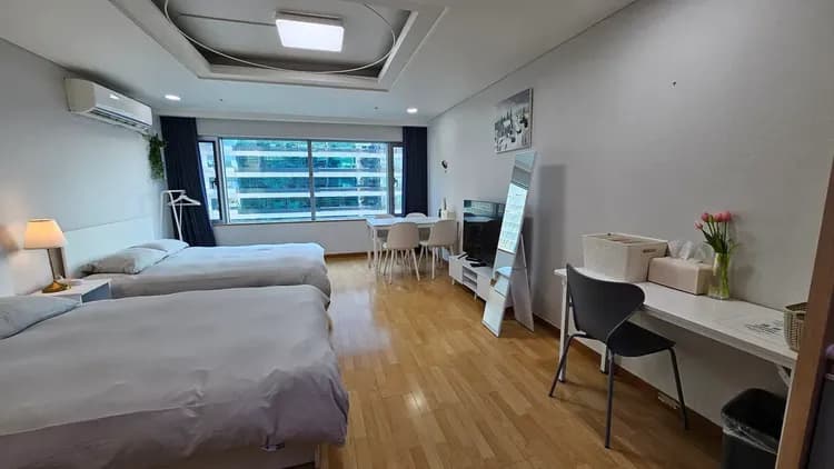 Hongdae clean house-2