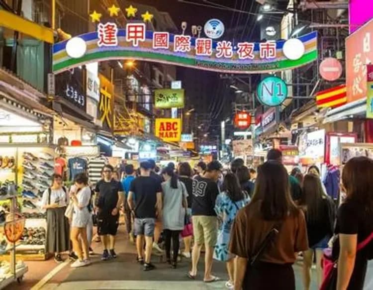 【高鐵假期】 台中薰衣草森林．東勢林業．逢甲夜市1日豐富行-7