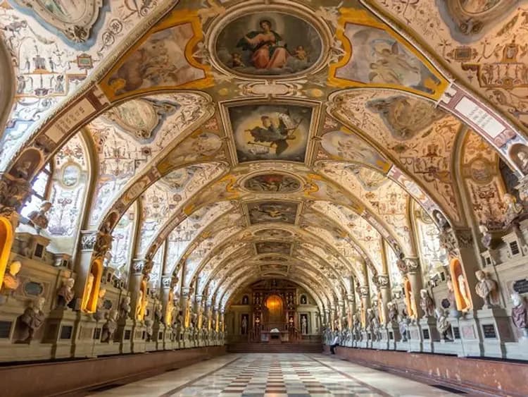 慕尼黑王宮——巴伐利亞國王的輝煌宮殿