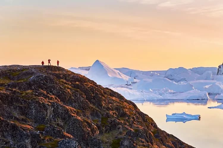 Albatros Arctic Circle 授權提供-瑟默米尤特和冰峽灣健行