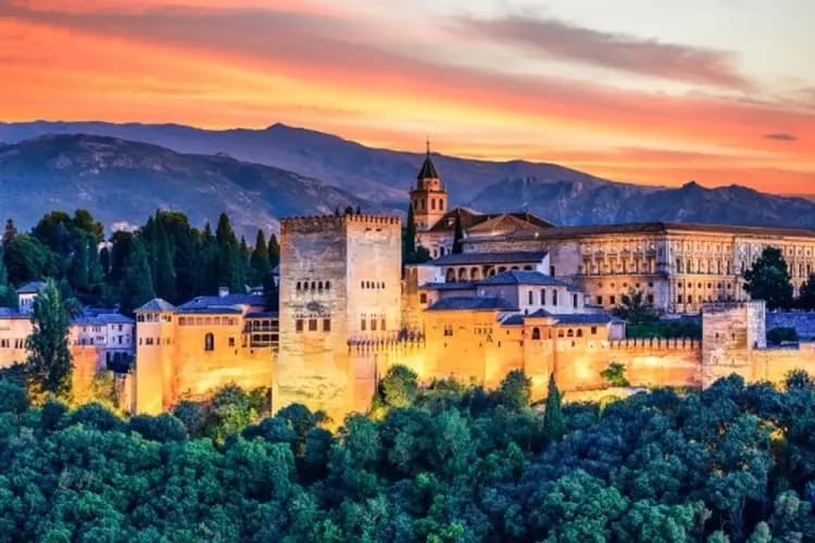 格拉納達 阿爾罕布拉宮-經典摩爾皇城