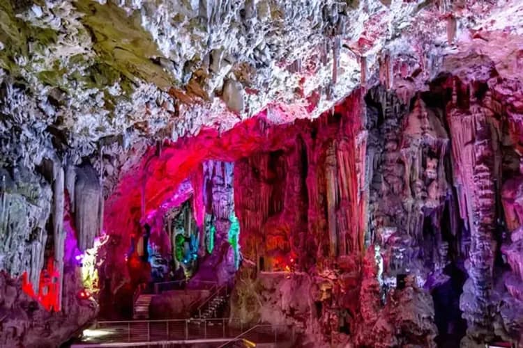 【西葡摩、早鳥最高省6000】舞動佛朗明哥、英屬直布羅陀、北非諜影迷情、世界文化遺產18日-16