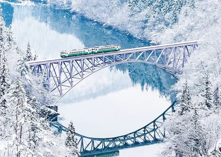 【初冬戀東北５日】絕美只見線、銀山溫泉、大內宿合掌村、威士忌酒廠見學、松島海灣[含稅]