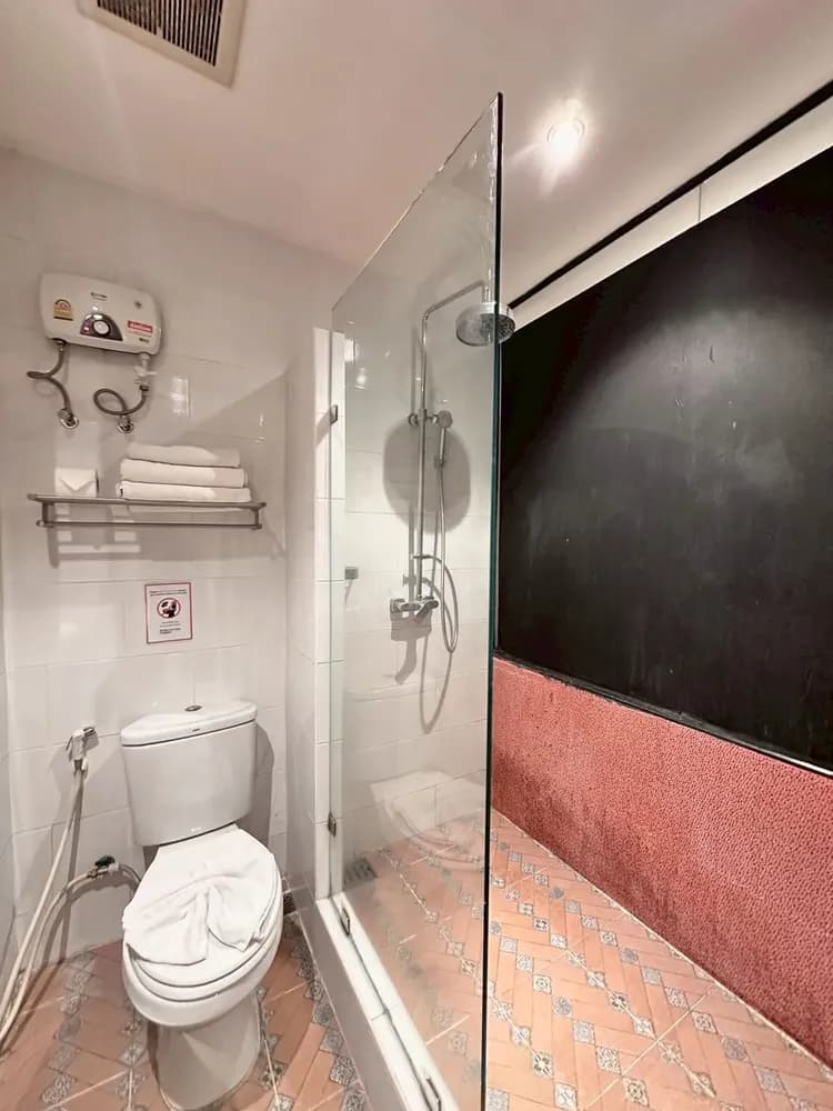 Studio F Sukhumvit-17