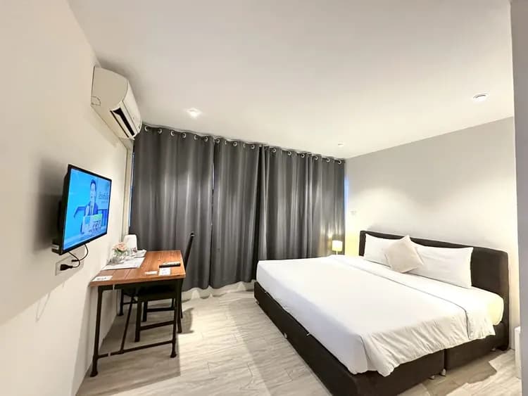 Studio F Sukhumvit-7