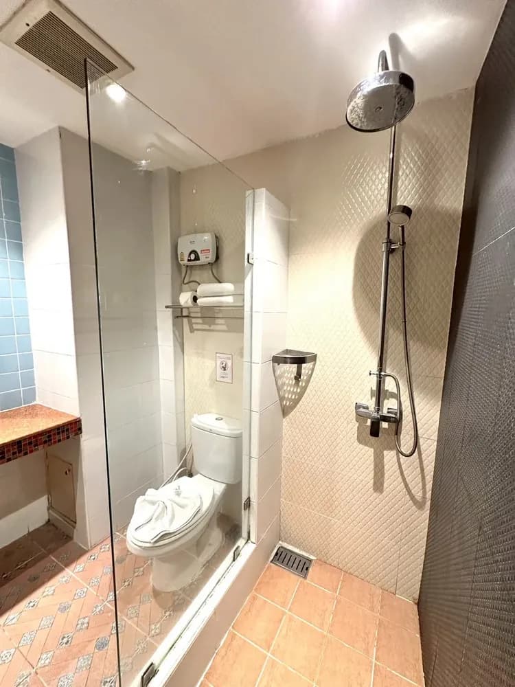 Studio F Sukhumvit-11