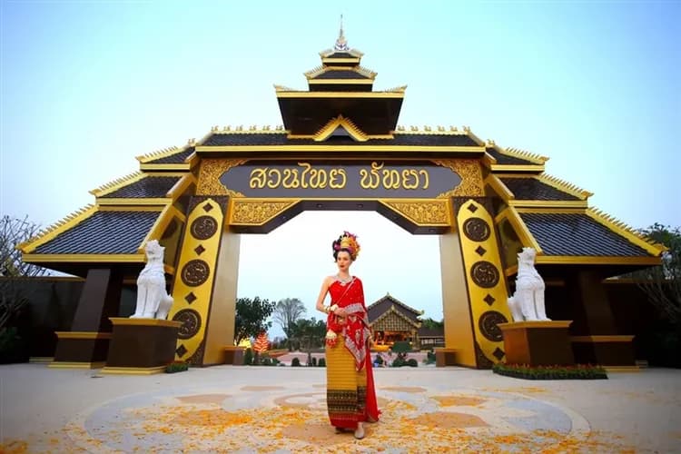 享饗泰國│全程網評五星酒店,暹羅灣海上餐廳,雙按摩體驗,粉紅三頭象神,喬德夜市,特色風味美饌五日