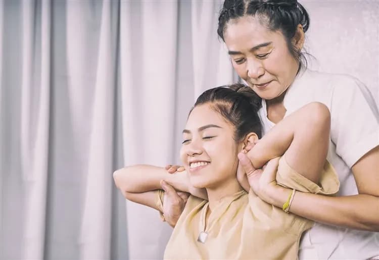 泰國嗨玩曼芭夜未眠｜丹嫩莎朵水上市場.美功鐵道.沙灘俱樂部.OceanSky海天盛宴5＋1日｜高雄出發-9