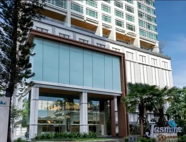 春遊泰國旅遊│帝王蟹無限放題,曼谷網評五星乙晚,燈光藝術博物館x熱氣球花園,歐風漁人碼頭,四面神,暹邏時尚商圈五日│高雄出發-5