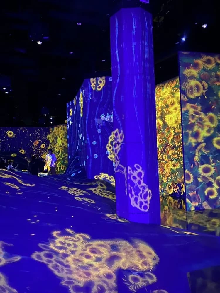 兒童最高折一萬|沖繩親子遊.未來樂園.鳳梨冰淇淋~恐龍侏儸紀.琉球文化.海豚表演.好禮多重送四日|連泊３晚A級市區飯店