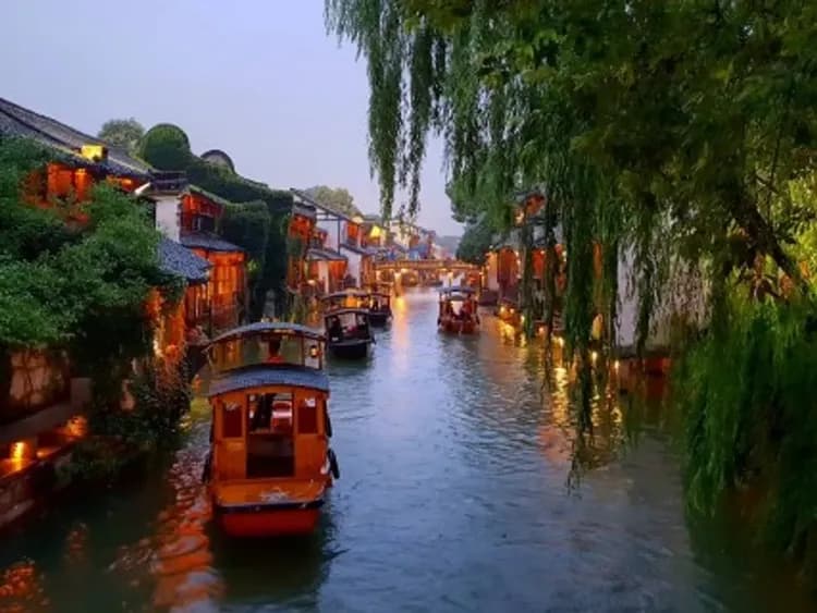 江南水鄉+上海深坑洲際