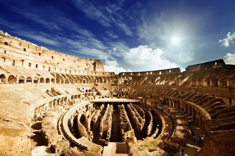 春遊折$3000│經典義大利│羅馬鬥獸場．絕美卡布里島．失落龐貝．天空之城．奇蹟比薩．貢多拉遊船．老城飯店．雙火車10日