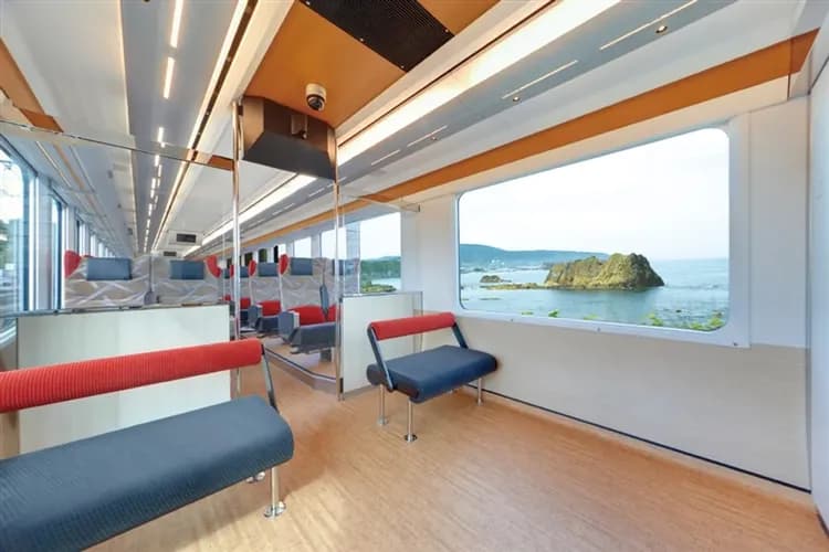 初心遊│東北在地列車企劃│JR五能線白神號．十二湖青池．冬季暖爐列車．銀山溫泉．百選三鐵道5日-8