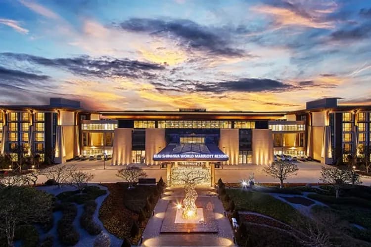 濟州玩很大～神話世界樂園、騎駱駝武藝秀、華麗百匯晚餐、五星萬豪酒店五日-7