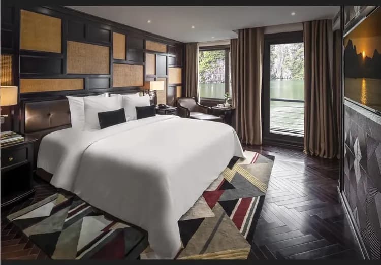 AMBASSADOR CRUISE 國賓大使號(乙晚)