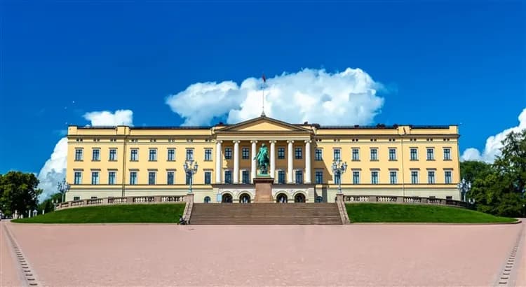 暢遊北歐四國13日｜松恩峽灣遊船．過夜郵輪．瑞典市政廳．景觀縮影火車．佛洛伊恩山纜車．獨家蘋果農場-17