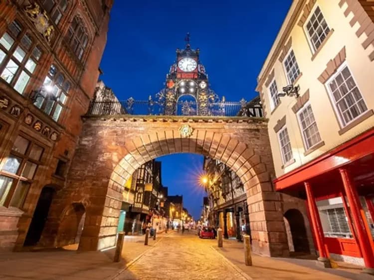 【歐洲日送100英鎊、早鳥省3000】英國雙名校雙遊船、倫敦眼摩天輪、史前巨石彼得兔、薰衣草花田農場九日-12