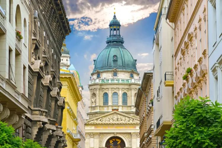 限量匈牙利～遇見布達佩斯、絕美河畔小鎮、多瑙河遊船、維也納熊布朗宮八日-8