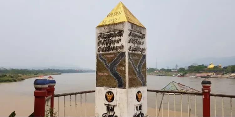 泰北小城故事～金三角遊船、長頸族部落、特色海鮮自助餐、蘭納古城漫遊六日-8