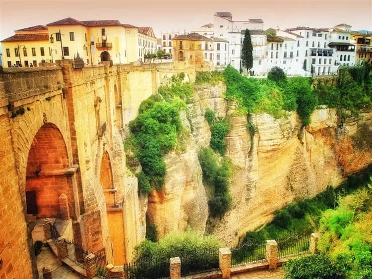 玩樂369│經典西班牙旅遊│七大世界遺產．三大高第建築．巨石鎮．懸崖山城．白色小鎮．二晚五星11日(雙點進出/中段搭機)-7