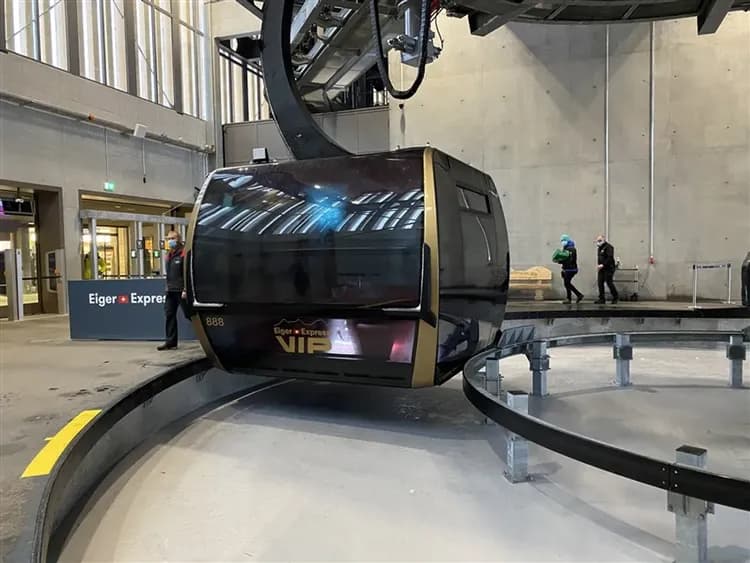 預購折3千｜經典瑞法旅遊｜少女峰．馬特宏峰．白朗峰．黃金列車．亞爾薩斯．二段高鐵．巴黎購物10日-10