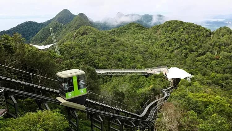 春遊｜馬來西亞｜檳城｜蘭卡威｜升旗山纜車.紅樹林遊船.世界最大彎曲吊橋.無購物.美食饗宴五日-14