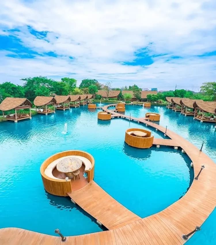 水上漂浮泡泡咖啡廳