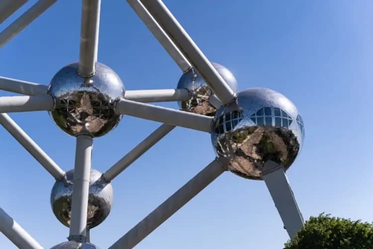 原子球塔(入內參觀)