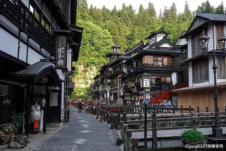 銀山溫泉老街(神隱少女溫泉鄉)
