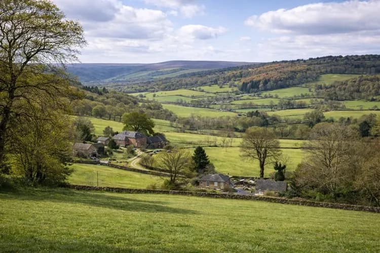 英國旅遊,峰區國家公園,英國峰區,英國自然景觀,達西莊園,傲慢與偏見,電影拍攝場景,歐洲,雄獅