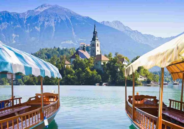 布雷德湖手搖船