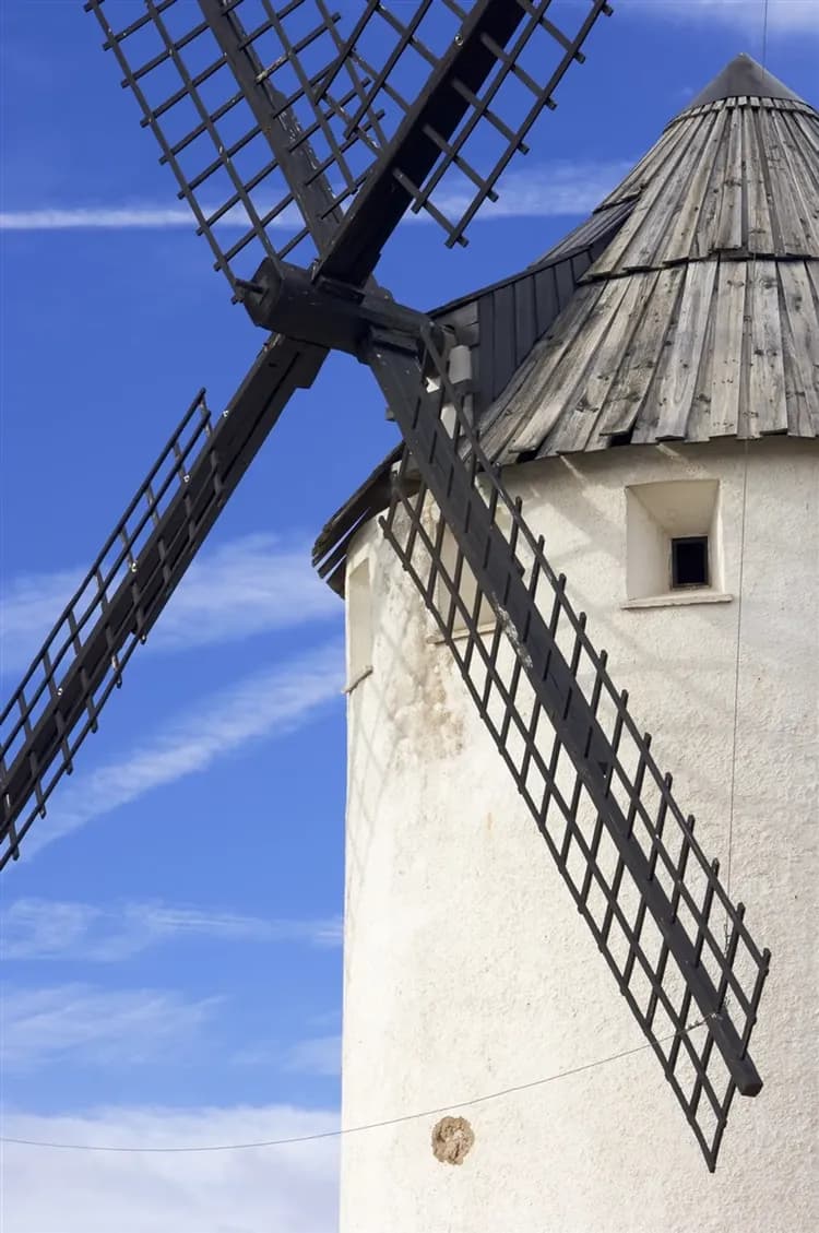 開春發發發│特選西班牙│馬德里．巴塞隆納高第建築．阿爾罕布拉宮．清真寺．權力遊戲城堡10日(雙點來回)-7