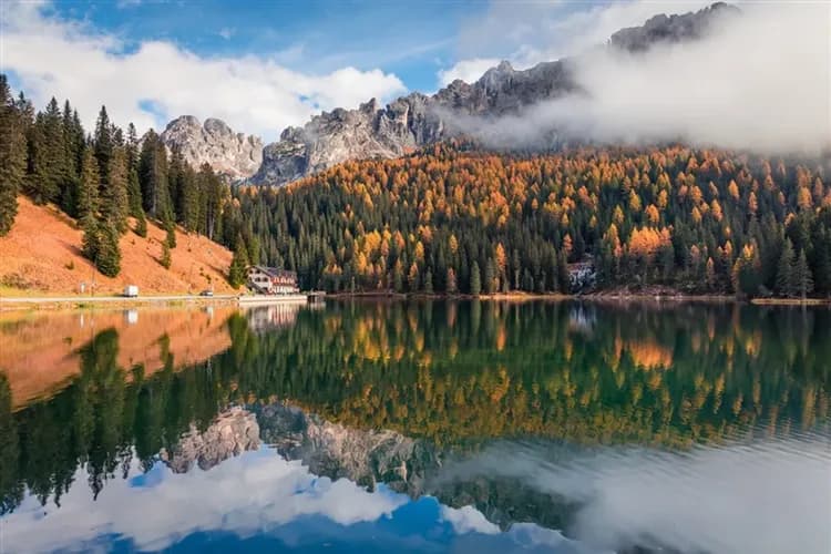 暑假折$3000│深度北義旅遊│加達湖檸檬小鎮．多洛米緹秘境．刀鋒山纜車．薩索倫戈纜車．密蘇里納湖．北義酒鄉．杜林漫遊10日-13