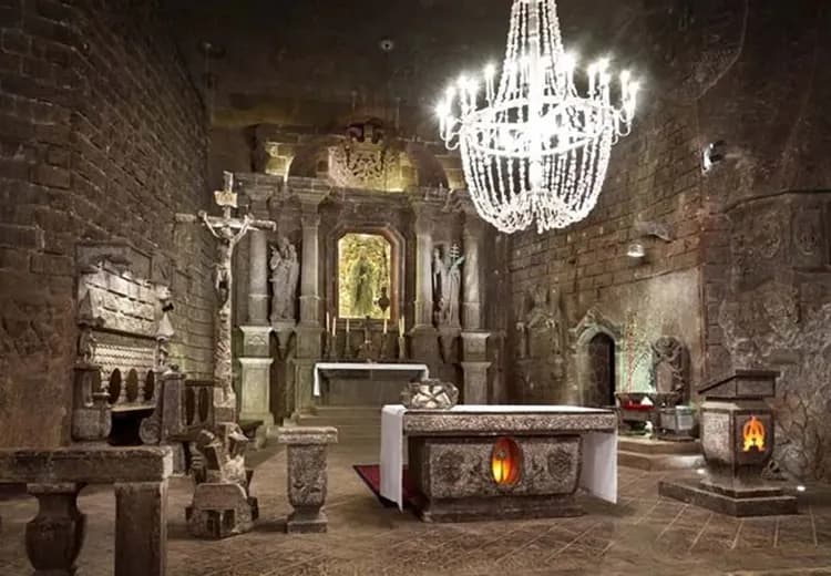 維利奇卡鹽礦聖母教堂