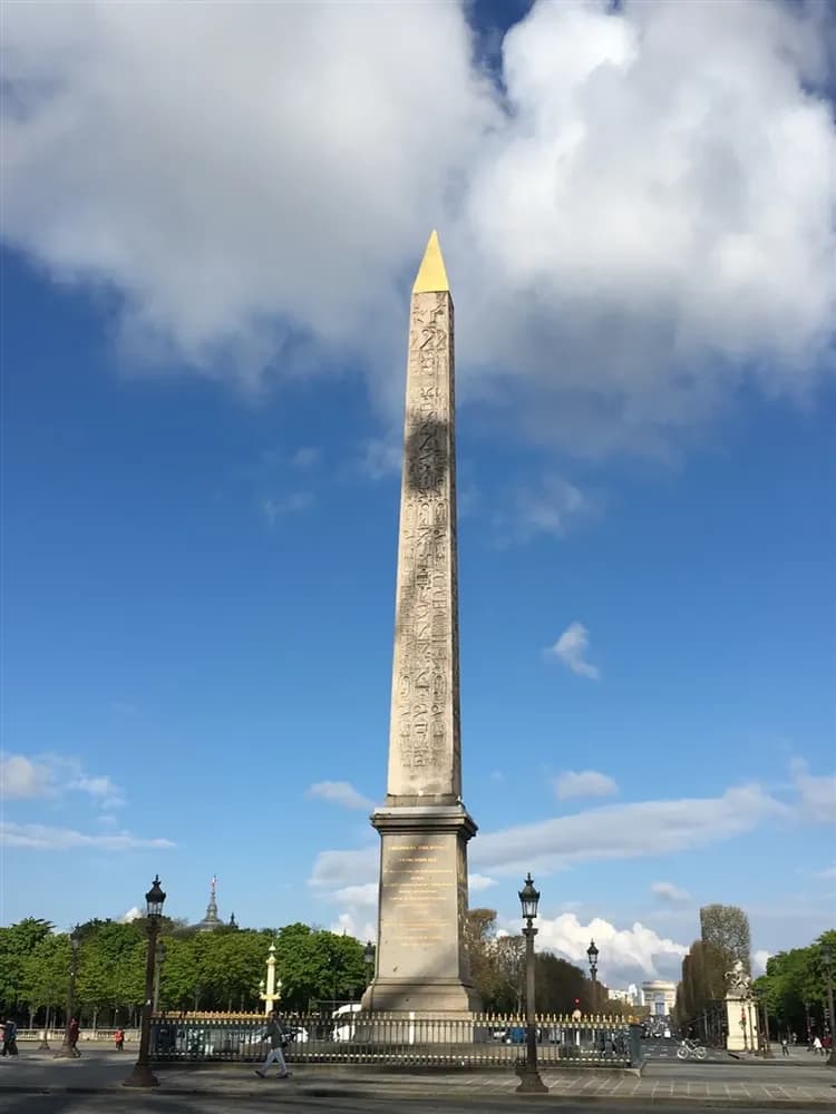 經典荷比法｜一晚五星．雙宮三遊船．童話羊角村．布魯日老城．花都巴黎9日|長榮雙點-8