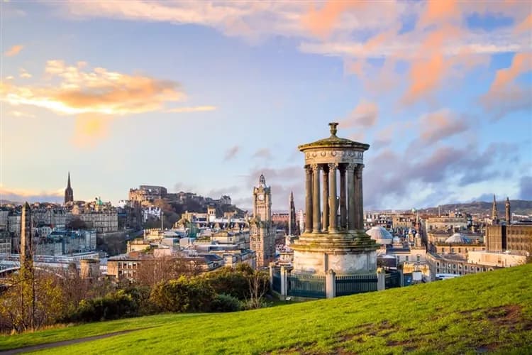 玩樂369經典愛爾蘭蘇格蘭傳奇之地10日｜蘇格蘭高地、天空島、湖泊、風笛秀、城堡與蘇格蘭傳說-8