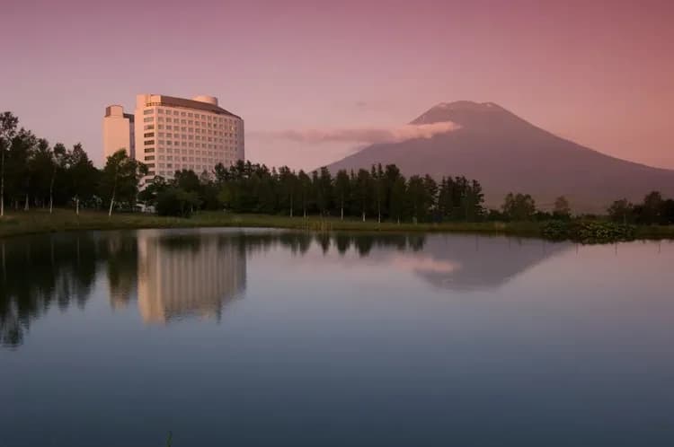 北海道｜感恩送好禮｜保住五星希爾頓.洞爺湖畔散策.小樽漫遊.三大蟹吃到飽.溫泉五日｜【高雄直飛】-8